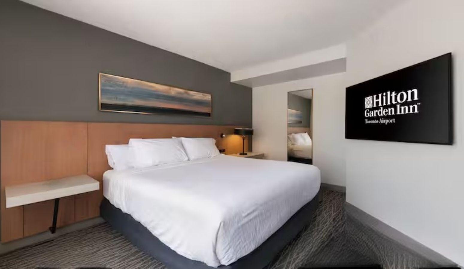 Hilton Garden Inn Toronto Airport 4*